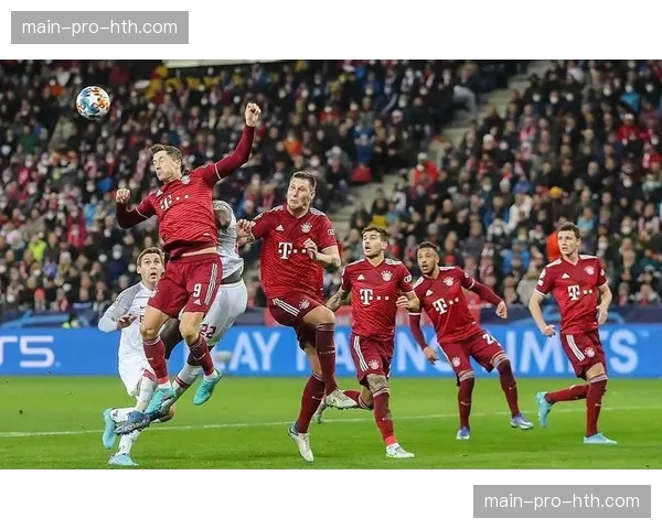 慕尼黑警方通报:已逮捕5名在拜仁比赛前后涉嫌寻衅滋事的极端球迷 慕尼黑警方通报:已逮捕5名在拜仁比赛前后涉嫌寻衅滋事的极端球迷